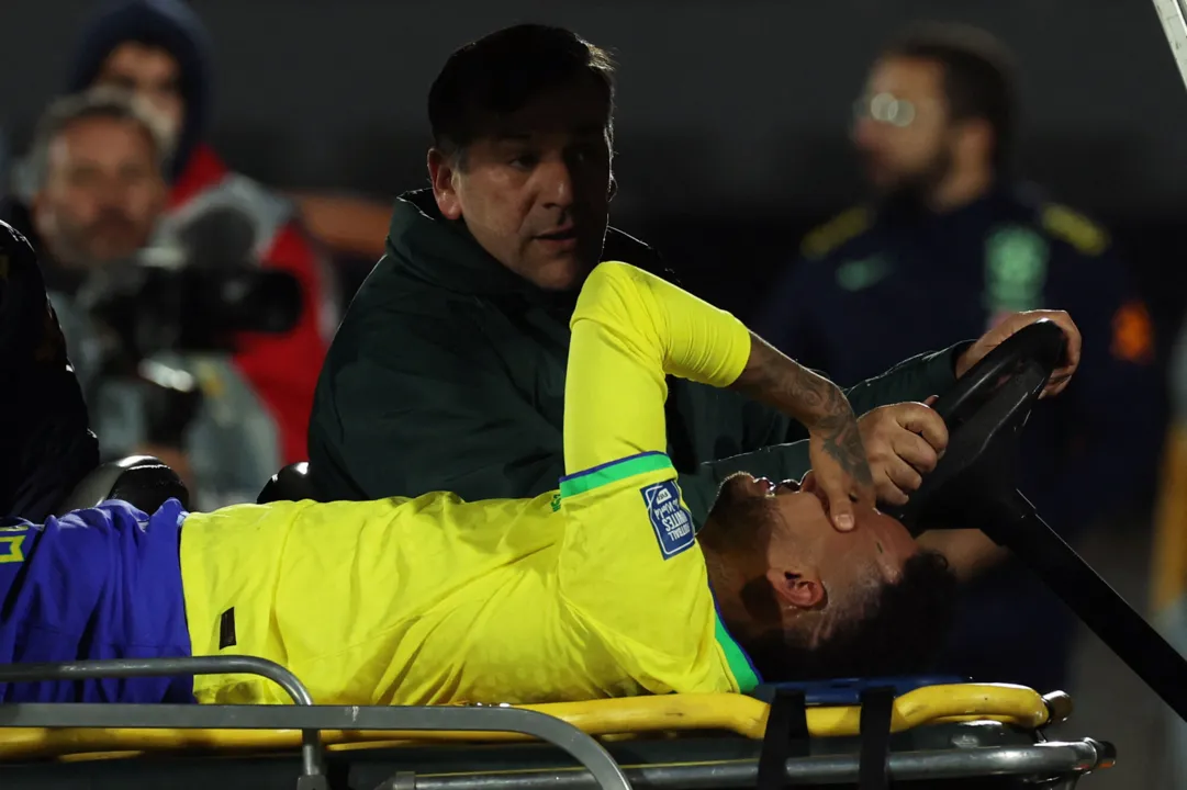 Neymar se lesiona durante partida das Eliminatórias