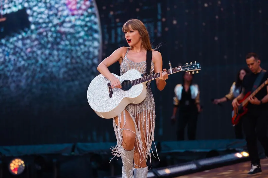 Imagem ilustrativa da imagem Após morte de fã, show da Taylor Swift é adiado: "altas temperaturas"