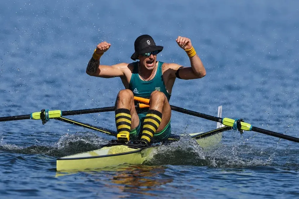 Lucas Verthein celebra conquista da medalha de Ouro