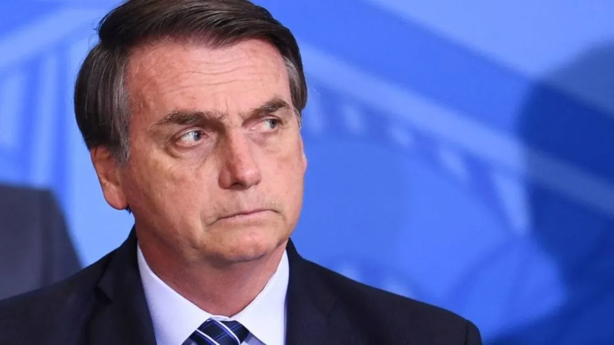 A defesa de Bolsonaro apresentou os extratos de forma espontânea