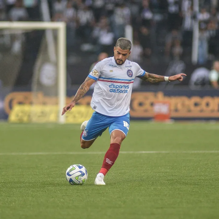 O Bahia foi ao Rio de Janeiro para enfrentar a equipe do Botafogo e perdeu o confronto por 3 a 0.