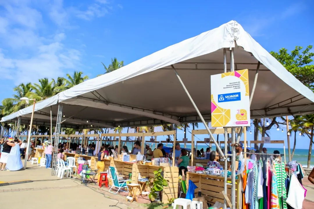 A feira, que já se tornou celebração mensal, acontece no domingo (29), das 9h às 18h, na Praça Conselheiro Almeida Couto