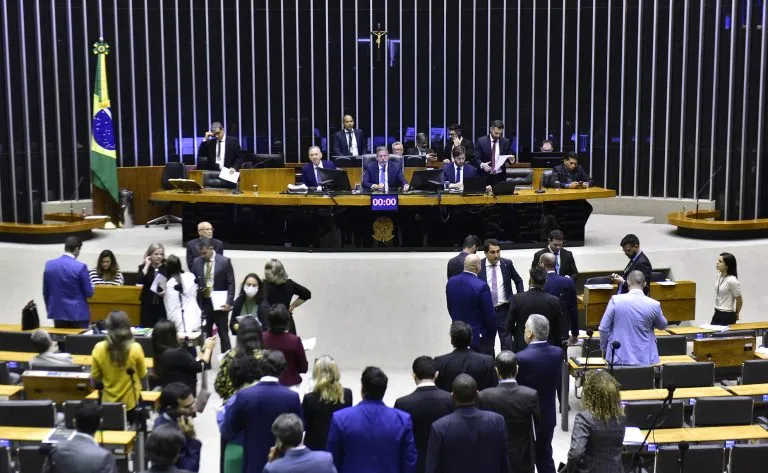 Votação da minirreforma eleitoral na Câmara dos Deputados