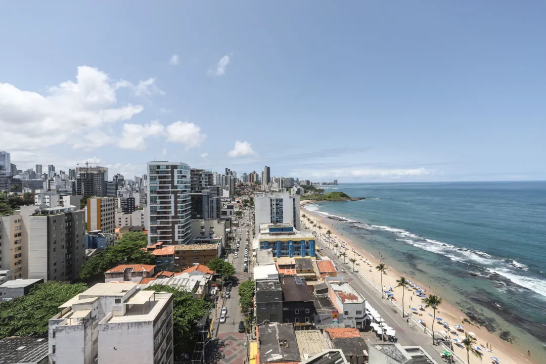 Imagem ilustrativa da imagem Banhistas devem evitar praias de Salvador nesta quarta; saiba porque