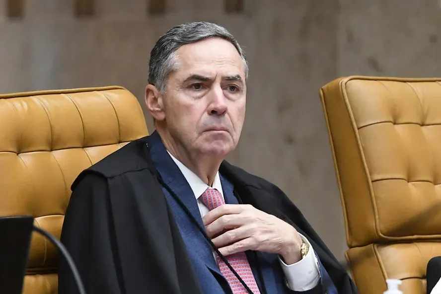 Luís Roberto Barroso prestou solidariedade à família pela perda