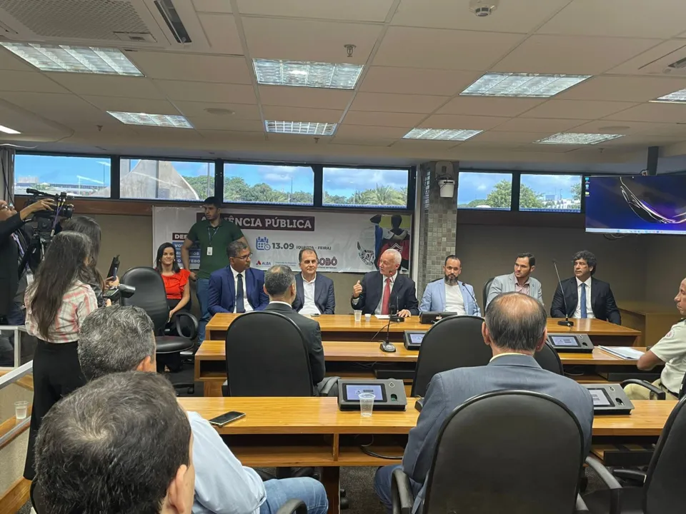 Reunião debate possível retorno da torcida mista nos clássicos da Bahia