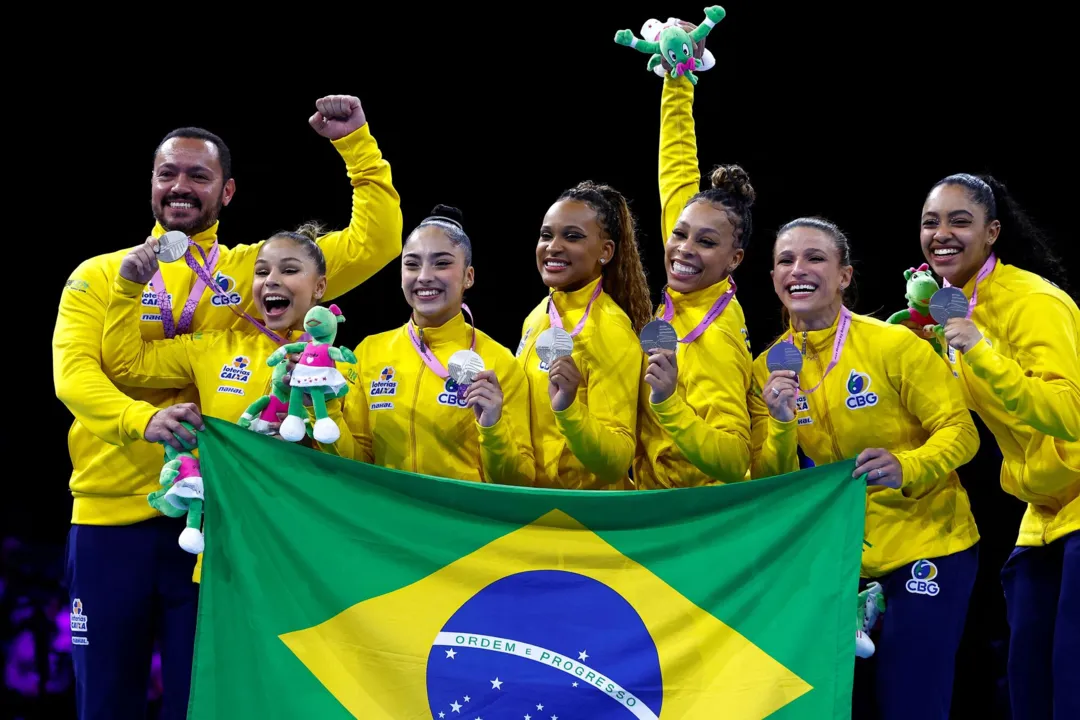 Brasil comemora medalha de prata no Mundial