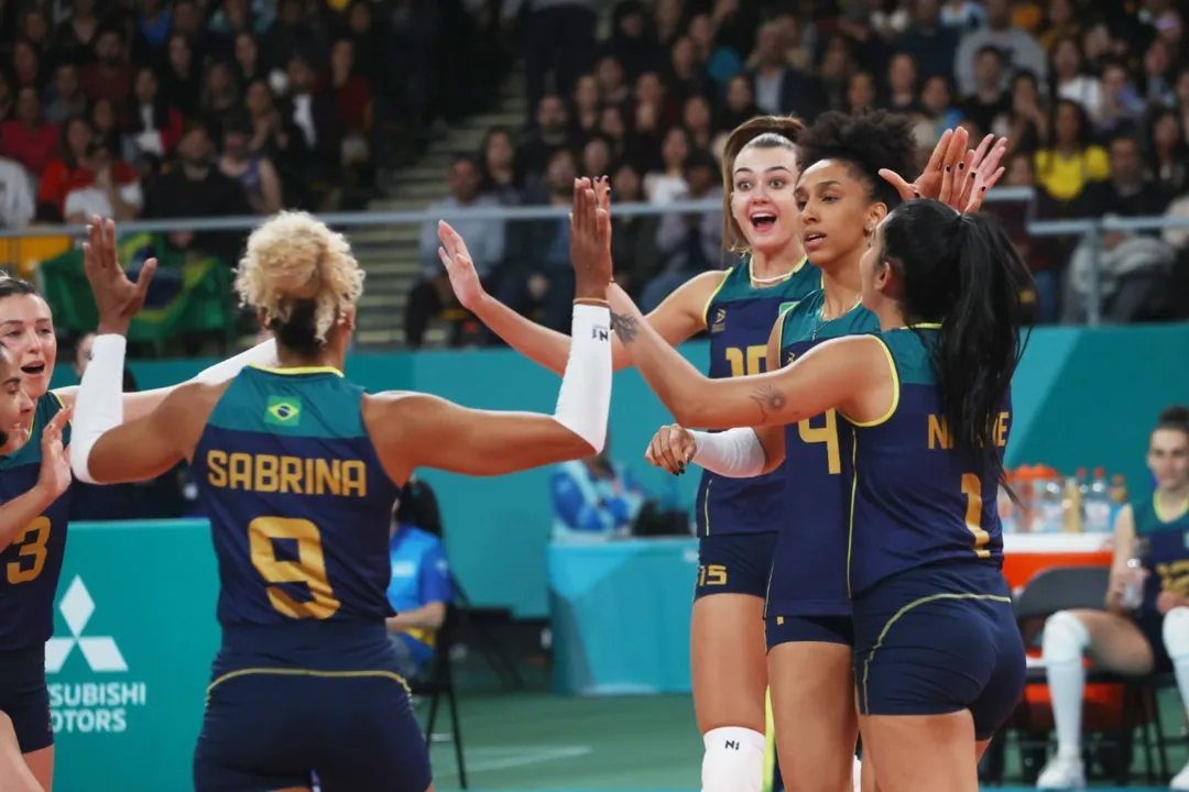 Brasil venceu venceu as duas partidas por 3 sets a 0