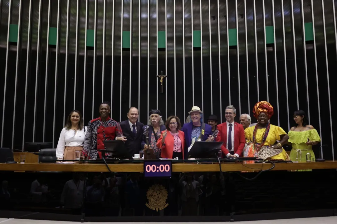 Sessão solene em homenagem ao centenário de Osmar