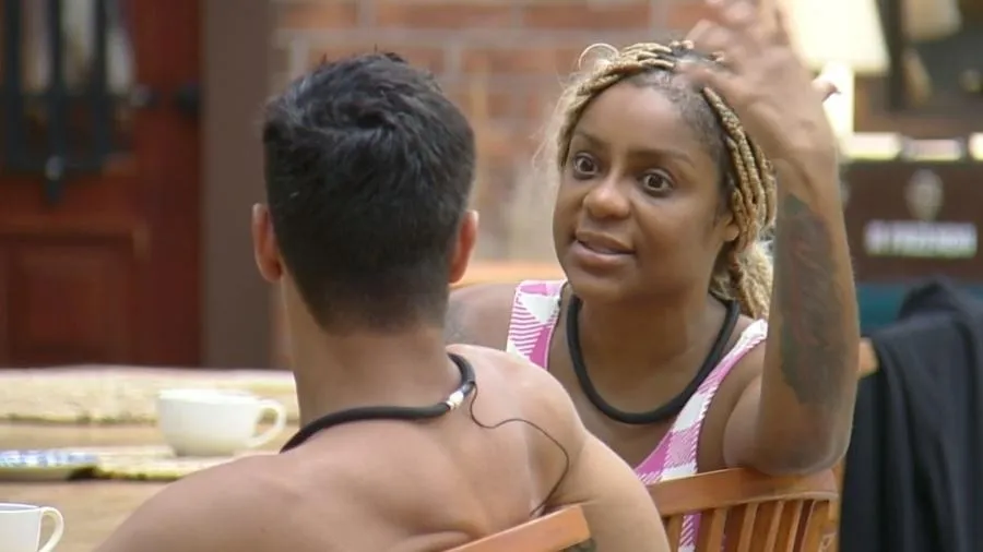 Na conversa, a dupla também comentou sobre Fred Nicácio, ex-participante do BBB