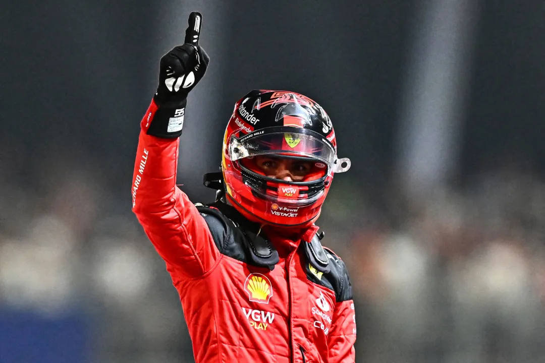 Sainz conseguiu a pole no treino realizado neste sábado, 16, em Singapura