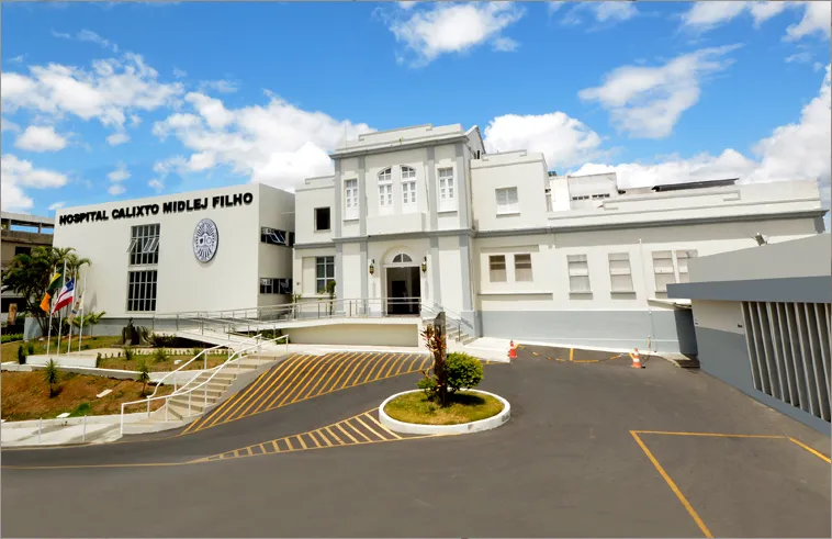 A Santa Casa de Itabuna administra o Hospital Calixto Midlej Filho, o Hospital Manoel Novaes e o Cemitério Campo Santo