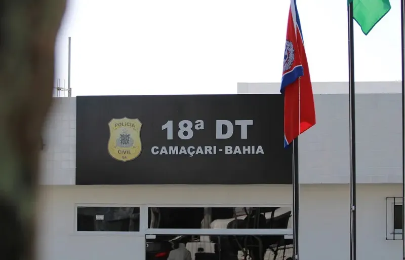 O crime está sendo investigado pela 18ª Delegacia Territorial (DT/Camaçari)