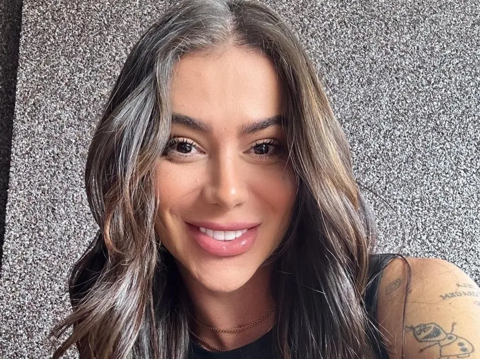 Imagem ilustrativa da imagem Davi Mateus inicia transição de gênero: "Oficialmente mulher trans"