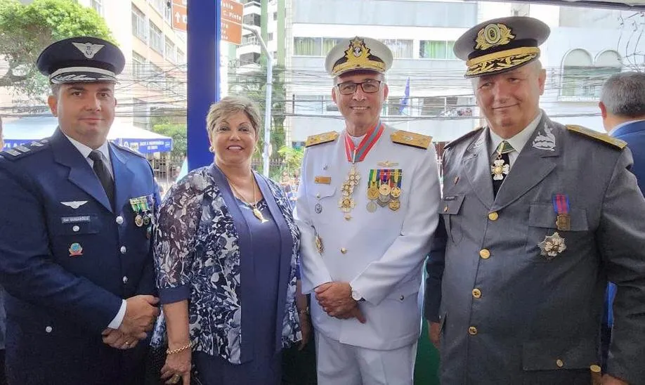 Da esq à dir: Coronel Guimarães, Desembargadora Gardênia Pereira, Almirante Cambra e General Guedon