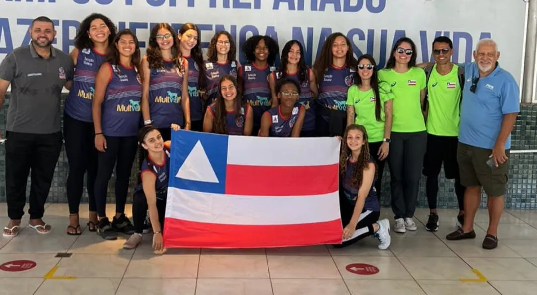 Atletas de vôlei se preparam para Campeonato Sub-18