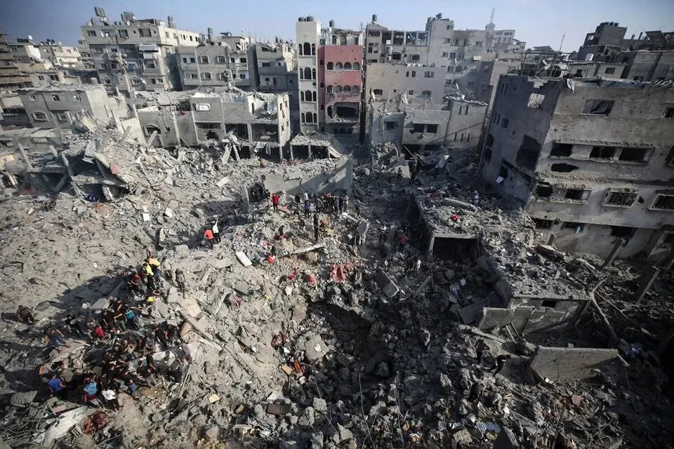 O  Ministério da Saúde de Gaza informou que mais de 9 mil pessoas morreram desde que os conflitos na região foram intensificados.