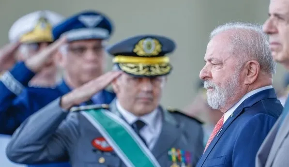 Lula é o presidente da República desde 1º de janeiro