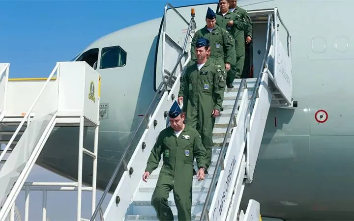 Imagem ilustrativa da imagem Governo pretende retirar 900 brasileiros de Israel até sábado