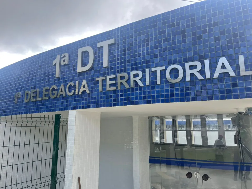 Policiais do Departamento Especializado de Investigações Criminais (Deic) deram apoio nas diligências