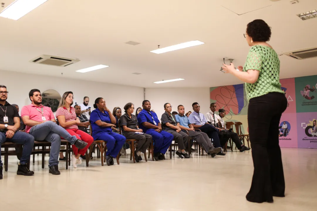 Colaboradores são capacitados pelo Instituto de Cegos da Bahia