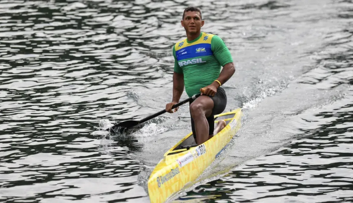 Isaquias também avançou para a semifinal do C2 500m junto com Jacky Godmann