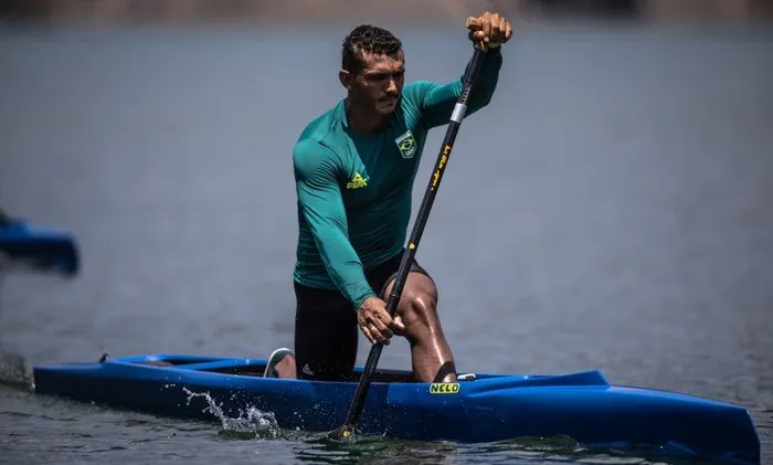 Medalhista olímpico, Isaquias Queiroz entrou na prova como favorito