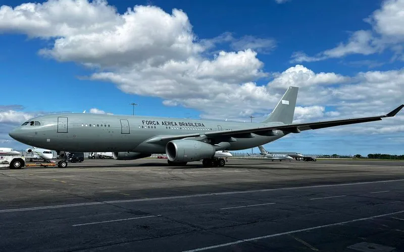 O Ministério das Relações Exteriores (MRE) divulgou que o número de brasileiros com interesse em repatriação aumentou para 1,7 mil