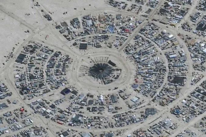 Chuvas no festival Burning Man, nos EUA