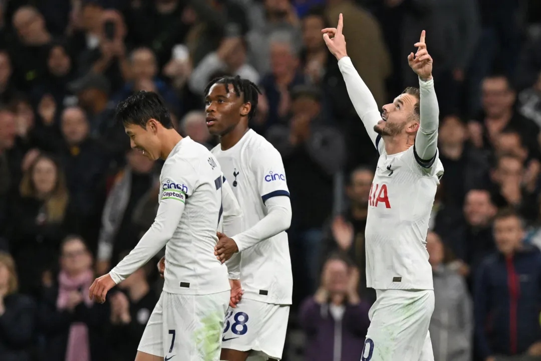 Tottenham comemorando Vitória