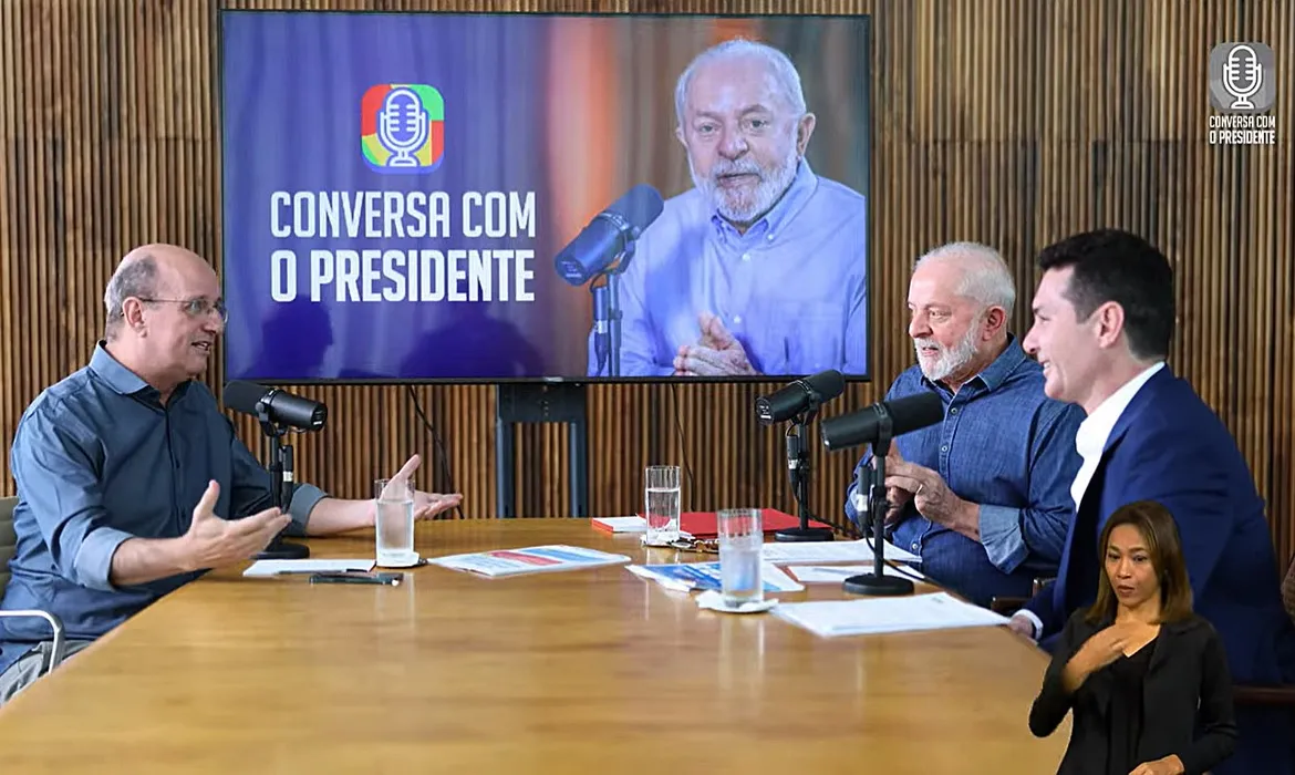 Em seu programa semanal Conversa com o Presidente, Lula lembrou que há diversos tipos de exames preventivos