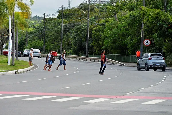 Avenida Pinto de Aguiar, onde fica localizado o motel