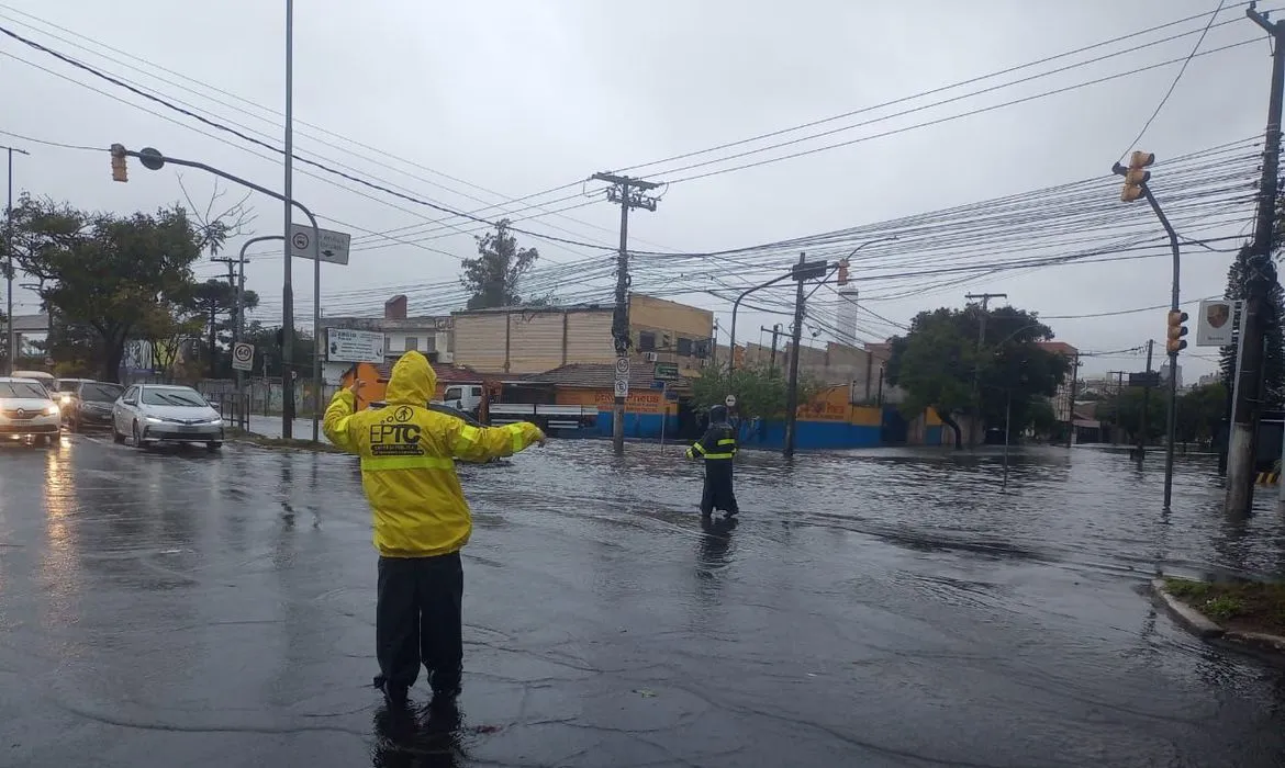 Rio Grande do Sul aguarda novo ciclone extratropical para o feriado