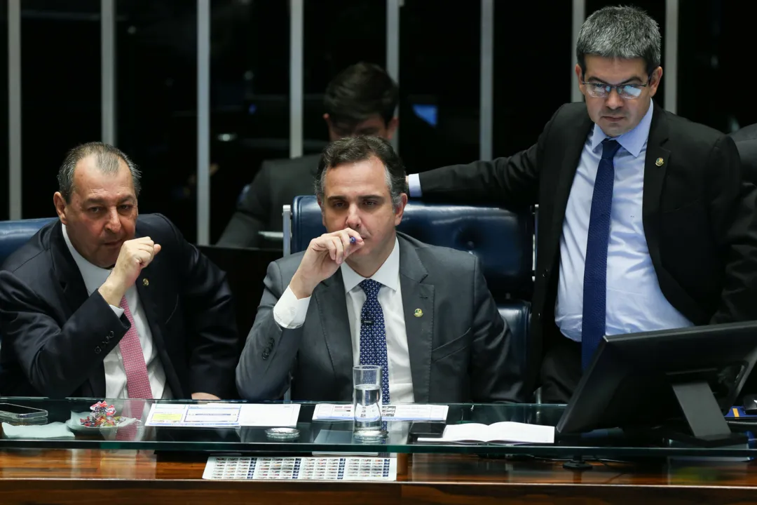 Presidente Rodrigo Pacheco durante sessão do Senado