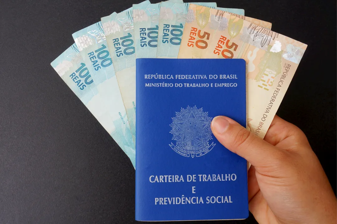 O benefício é pago aos trabalhadores do mercado formal