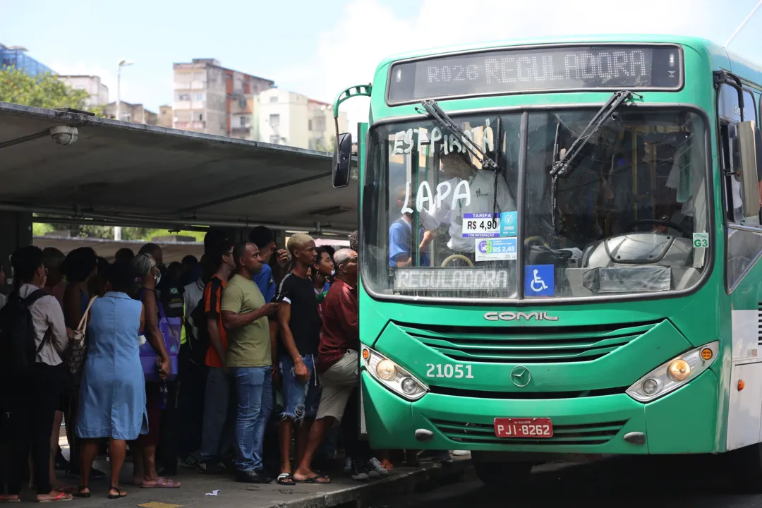 Imagem ilustrativa da imagem Prefeitura vai anunciar aumento da tarifa de ônibus nesta sexta