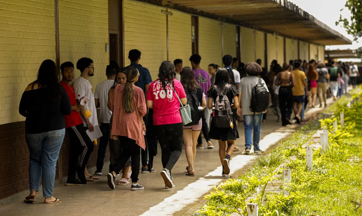 A reaplicação do exame será nos dias 12 e 13 de dezembro