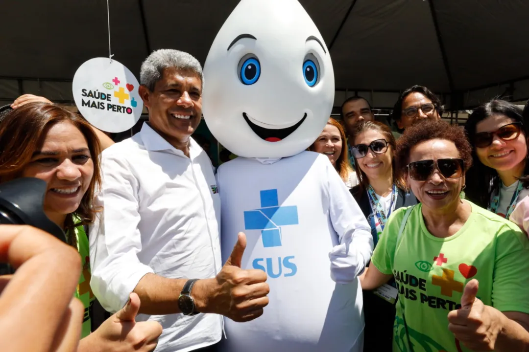 Além dos serviços agendados, as famílias também puderam aproveitar shows, atividades pedagógicas e lúdicas, com livre acesso.