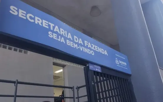 A proposta escolhida foi a que apresentou as melhores condições de pagamento