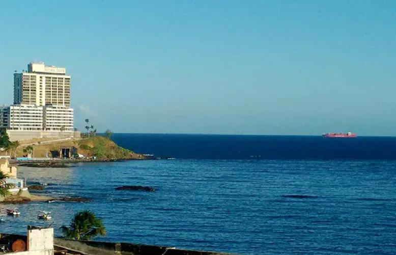 Laboratório Central da Embasa indicou que condição de balneabilidade das praias já teria retornado ao normal em 24 horas