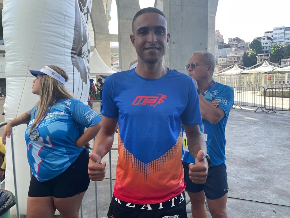 Vencedor dos 10 Km individual masculino, Icaro Chagas elogia ineditismo do percurso do A TARDE Run