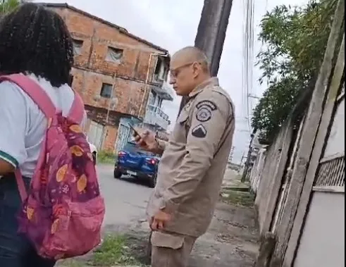 Em nota, a Polícia Militar afirmou que o agente já foi identificado e está sendo ouvido
