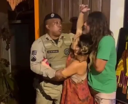 Segundo testemunhas, o PMs já teriam chegado ao local alterados e se recusando a conversar