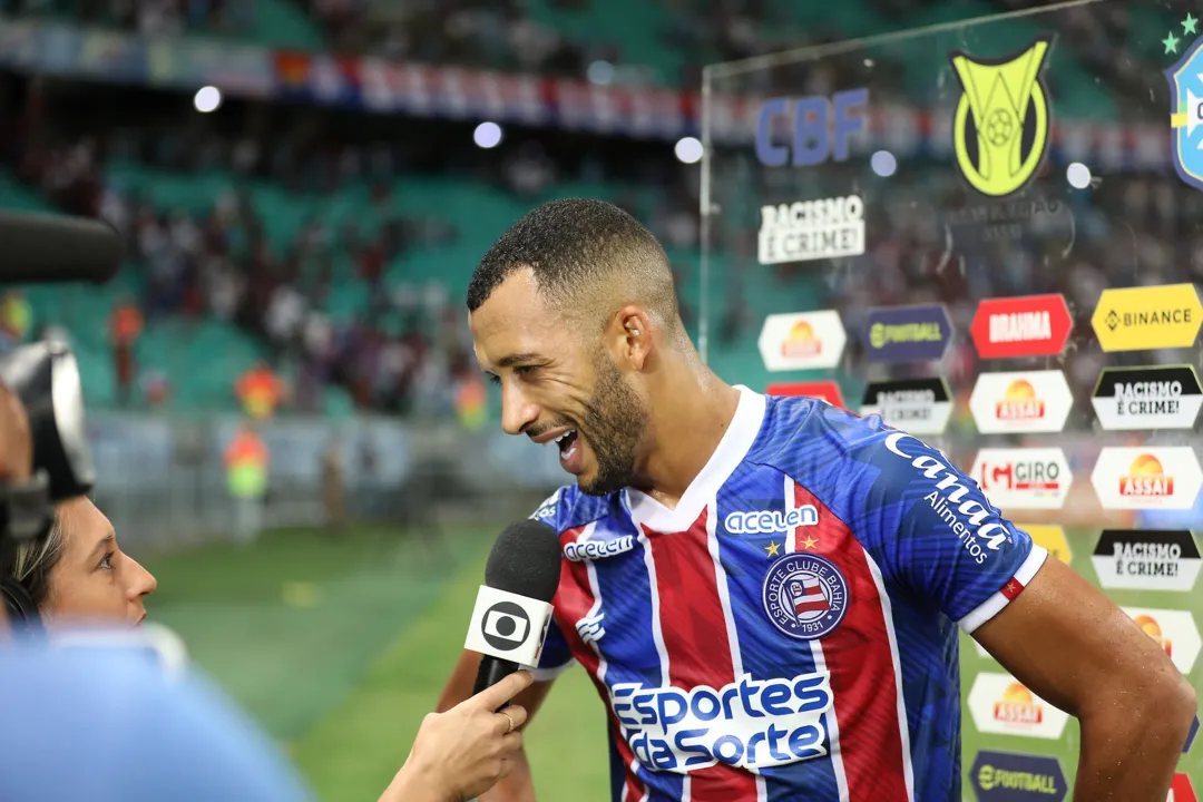 Vitor Hugo foi titular na vitória contra o Fluminense, na Arena Fonte Nova