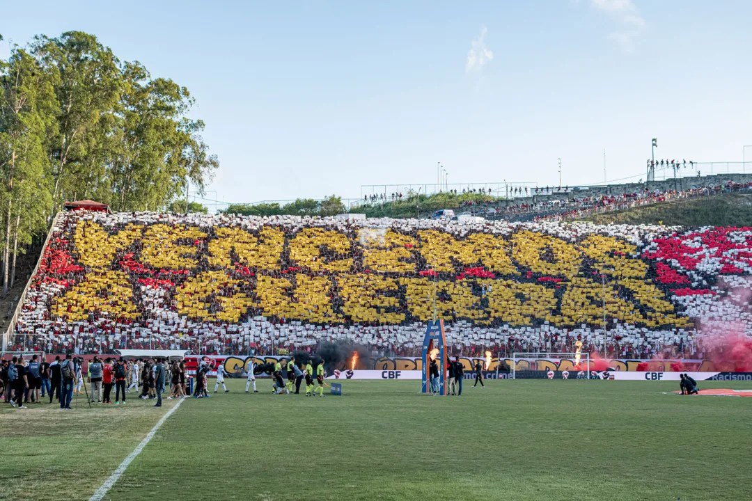 O time do Vitória não entrou no clima do "já ganhou" e encarou a partida com seriedade