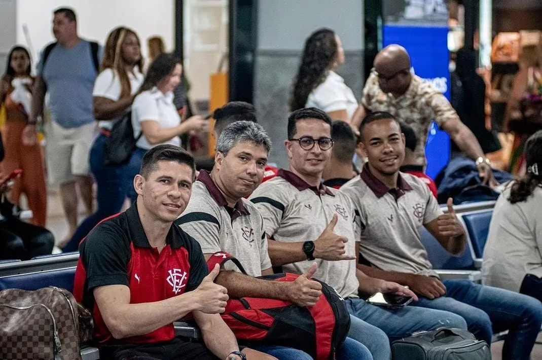 Delegação Rubro-Negra no Aeroporto Internacional de Salvador