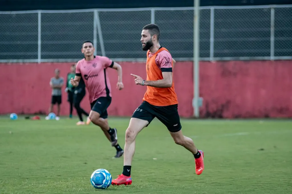 Vitória realiza penúltimo treino antes de enfrentar o Tombense