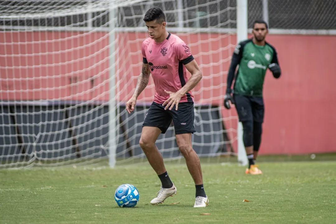 Vitória faz último treino no Barradão