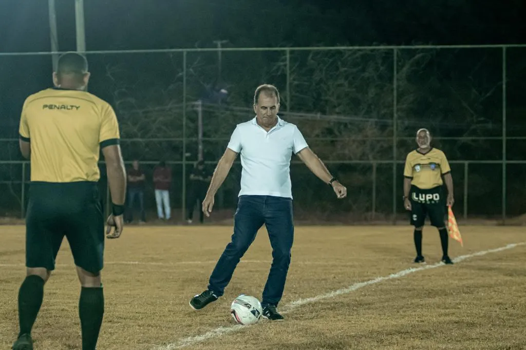 Presidente Fábio Mota deu o pontapé inicial do amistoso