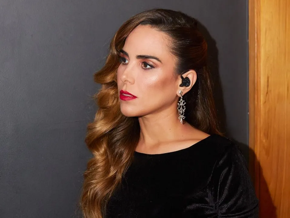 Imagem ilustrativa da imagem Wanessa se pronuncia após álbum com Buaiz ser encontrado no lixo